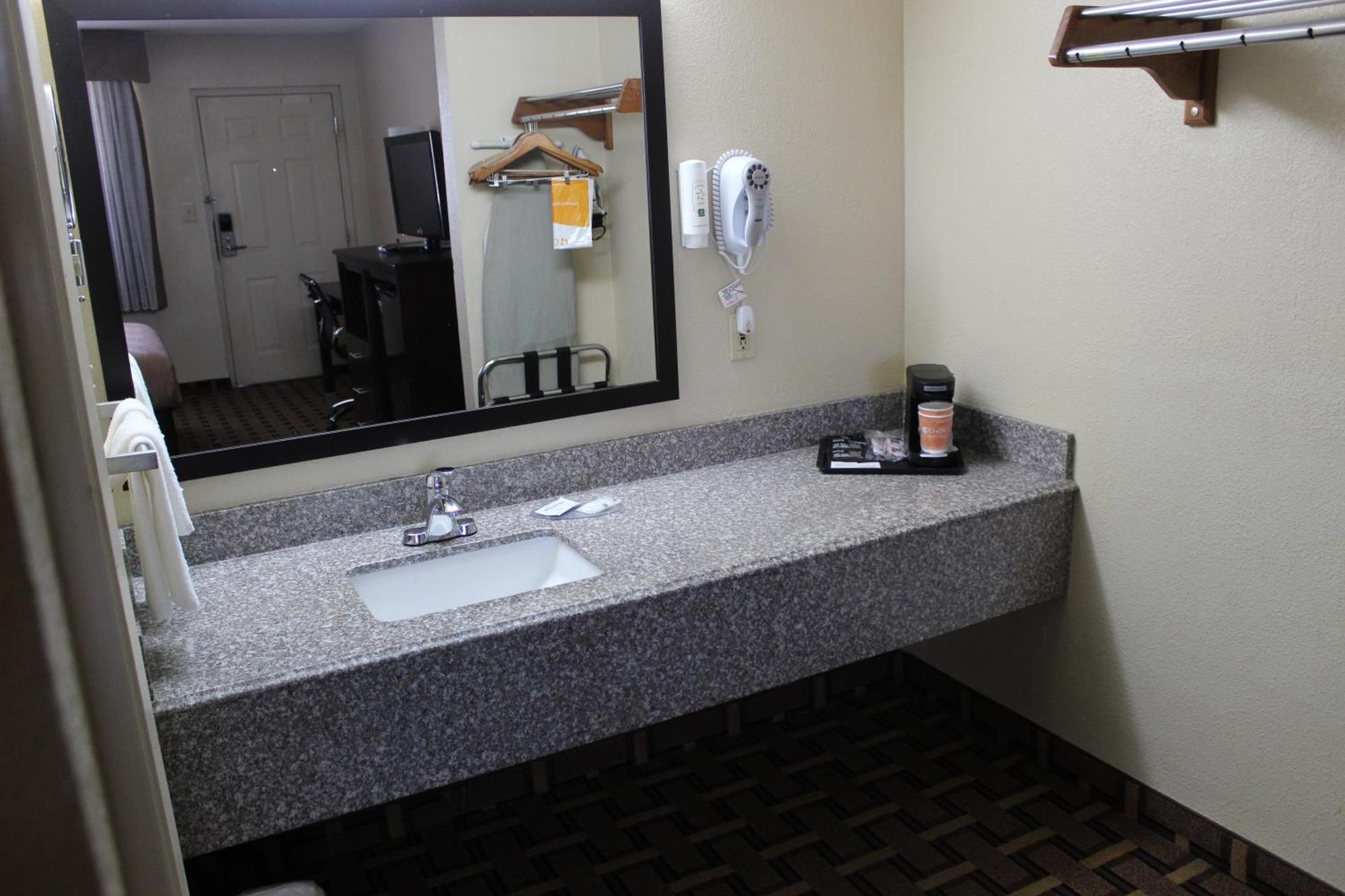 Quality Inn Conway - Greenbrier Zewnętrze zdjęcie